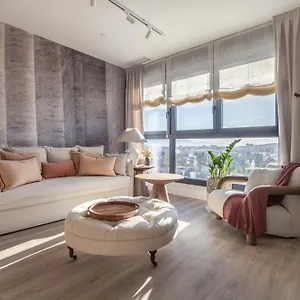 Skyline 1 Pool & Parking Free Apartment Malaga